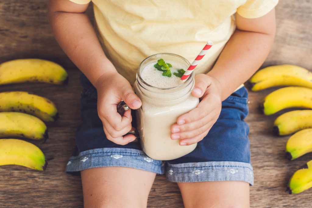 Four Simple Ways to Get Kids to Start Drinking Smoothies